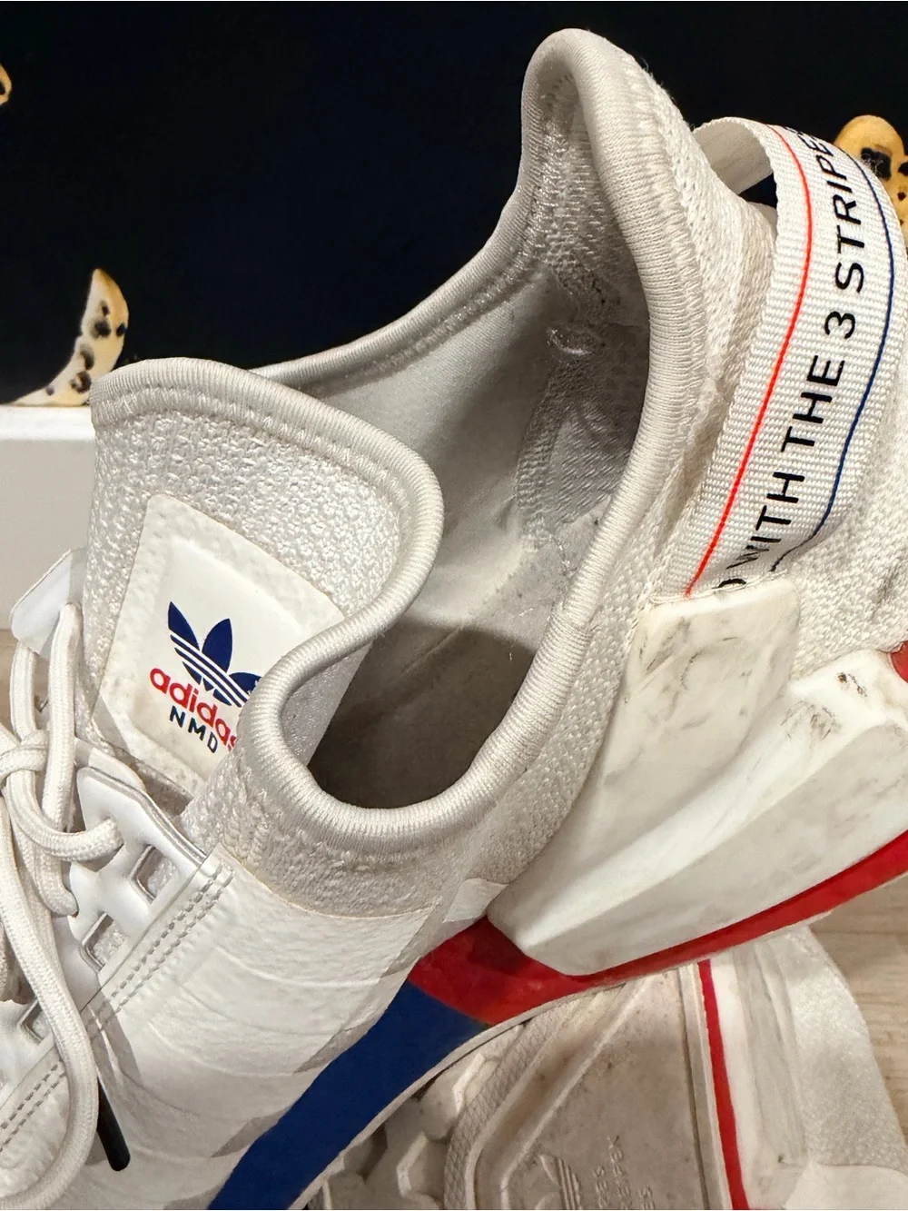 adidas NMD R1 V2 white lush White Low-Top Sneakers with Blue & Red Accents size - Picture 10 of 13